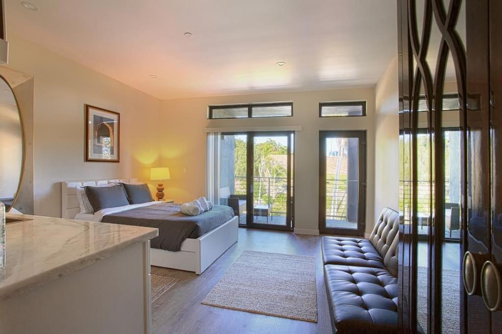 Appartamento Awesome Balboa And Downtown View With Cozy Patio San Diego Esterno foto