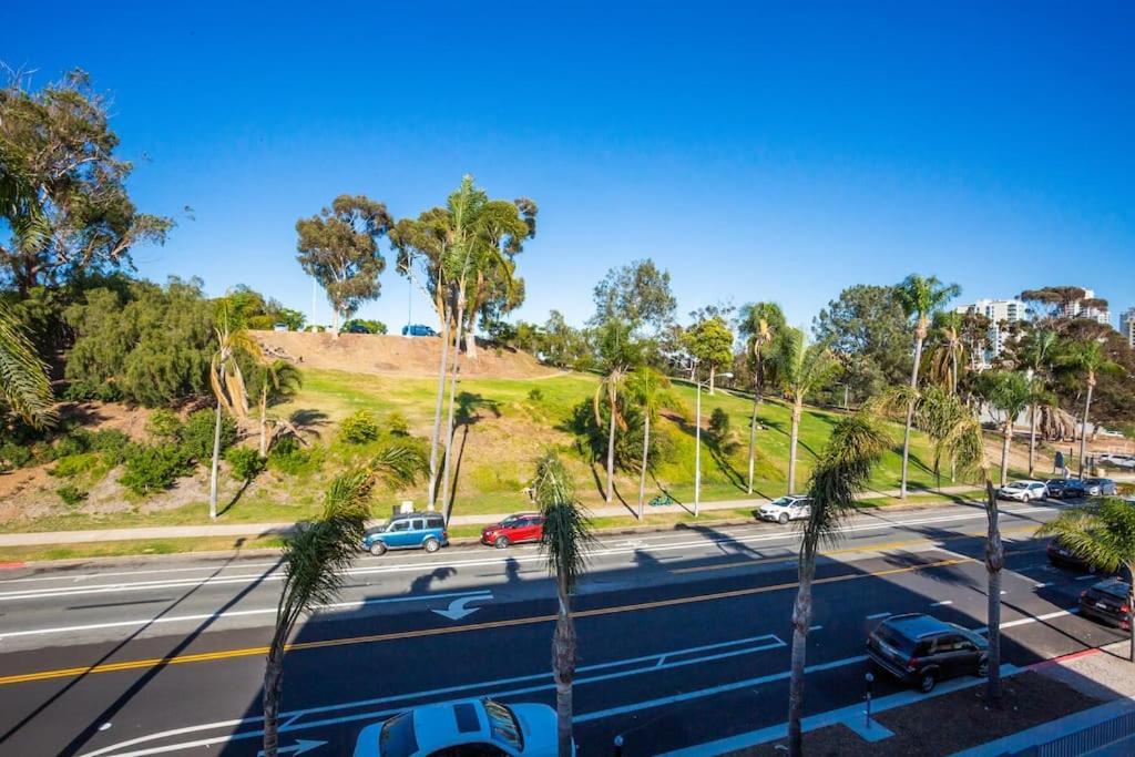 Appartamento Awesome Balboa And Downtown View With Cozy Patio San Diego Esterno foto